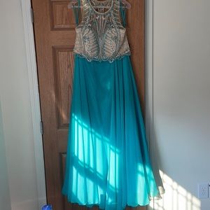 Abby Paris 2 piece prom dress